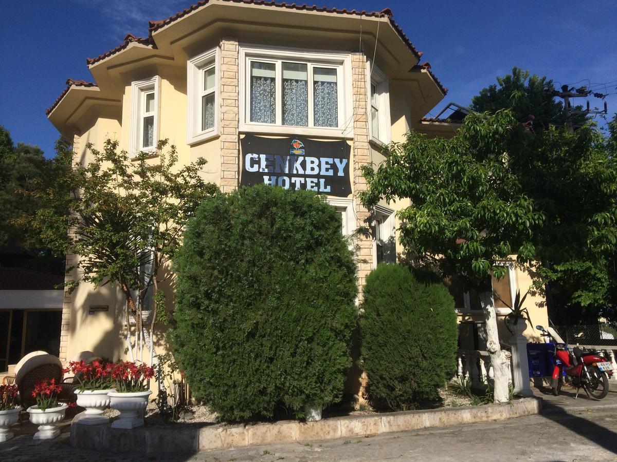 Cenk Bey (Cenk BEY Hotel)