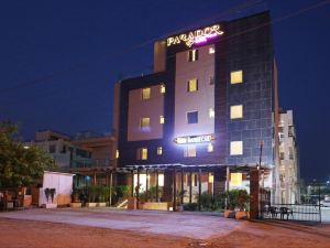 Hotel Parador Agra