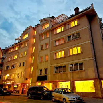 Apartments Carrera