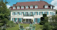 Chateau de Montreuil Hotels in Gouy-Saint-Andre