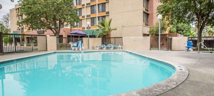Fairfield Inn & Suites Bakersfield Central Hotels in Bakersfield