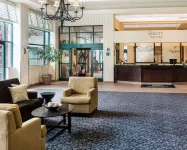 Quality Suites Lake Wright Norfolk Airport - 3-Star