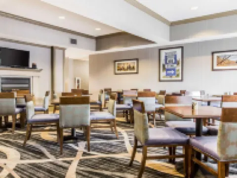 Comfort Inn Hotels in Sullivan