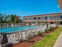 Rodeway Inn Kissimmee Maingate West - Free Theme Park Shuttle Hotels in Kissimmee