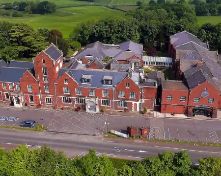 Hogs Back Hotel & Spa Nr Farnham Hotels in Farnham