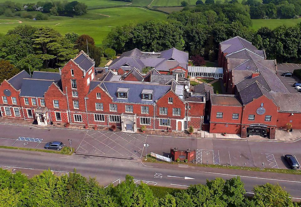 hotel overview picture