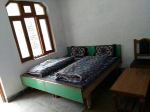 Hotel Santosh