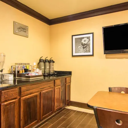 Sleep Inn & Suites