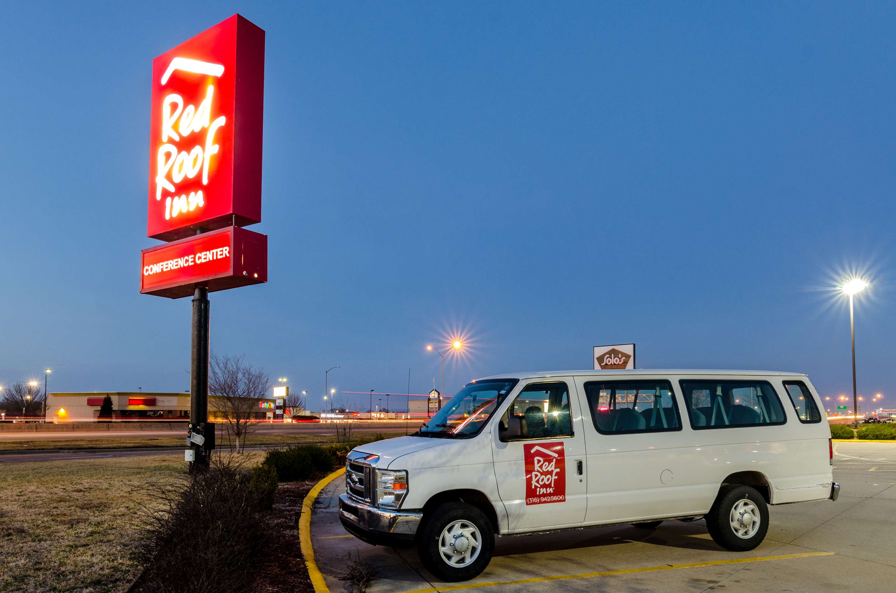 Red Roof Inn & Conference Center Wichita Airport