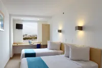 One Culiacan Forum Hotels near Parque de la Riberas