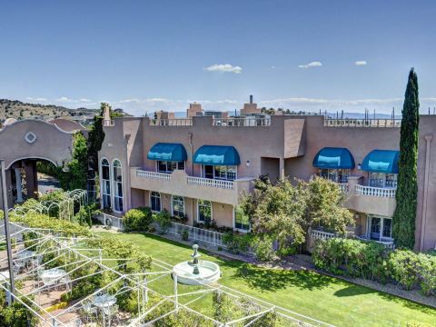Forest Villas Hotel