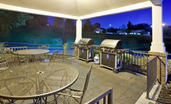 MainStay Suites- Kansas City Overland Park