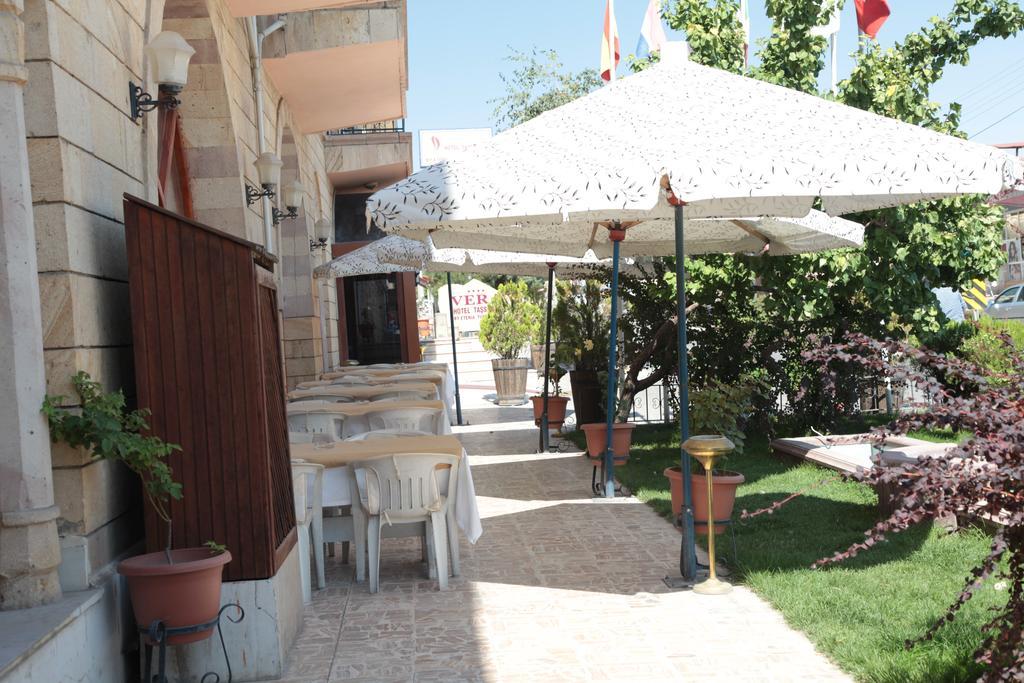 Tassaray Hotel