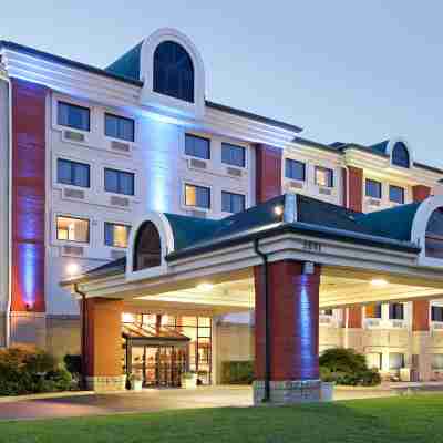 Holiday Inn Express 布蘭森綠山驅動器 Hotel Exterior