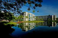 Splash Beach Resort Maikhao Phuket Hotel dekat Mai Khao Beach
