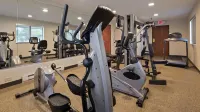 Best Western Airport Inn فنادق في وارويك