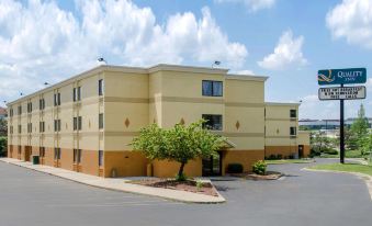 Quality Inn Merriam Kansas City