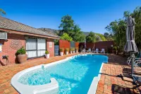 Country Plaza Halls Gap Hotels in Wartook