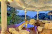 Hotel Cuna del Angel Hotels in Dominical