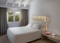 Paraíso de Los Pinos Hotels in Platja de Migjorn