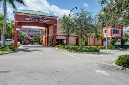 Plantation Inn Hotel and Lounge