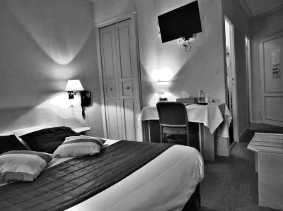 Hotel Restaurant de la Marne فنادق في Treguier
