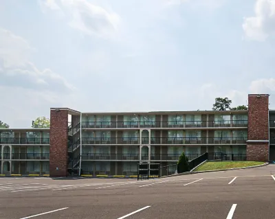 New Hope Inn & Suites Hotels in Plumsteadville
