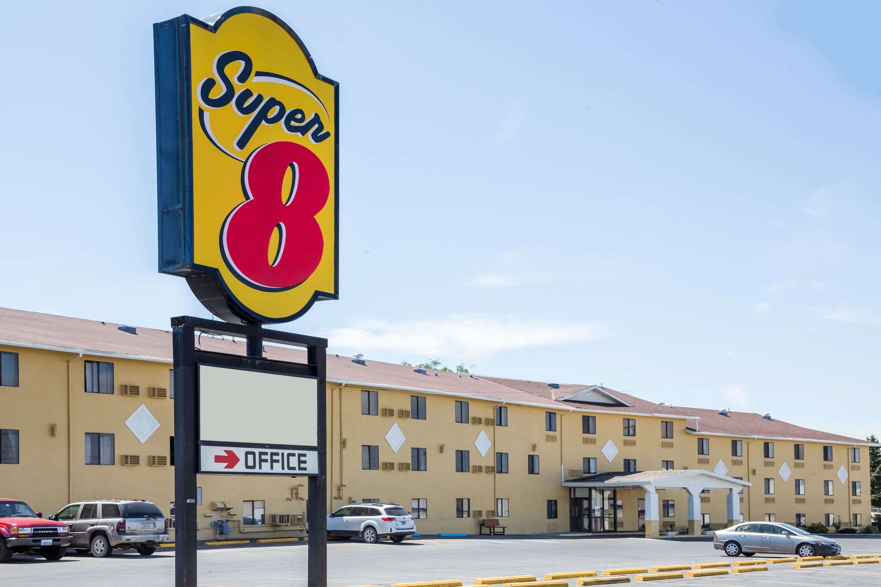 Super 8 by Wyndham Great Falls MT