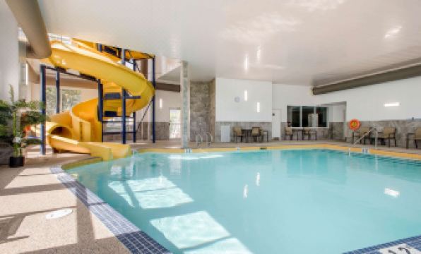 Comfort Inn & Suites