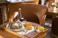 Hôtel Horset Opéra, Best Western Premier Collection - breakfast