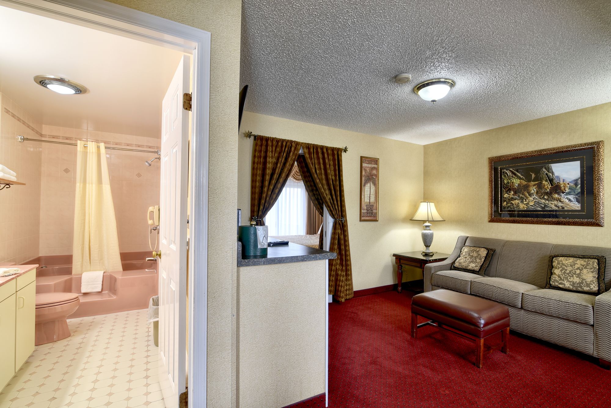 Roosevelt Inn & Suites Saratoga Springs