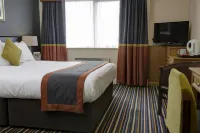 The Broughton Hotel by Greene King Inns Hotels in Moulsoe