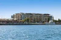 Riverside Holiday Apartments