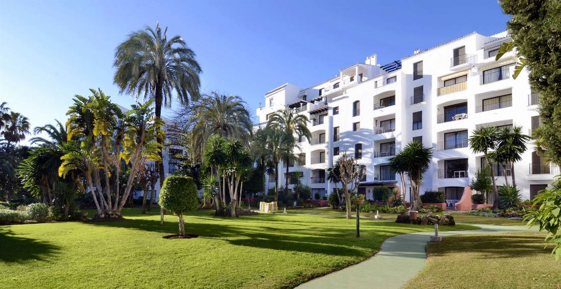 Club Jardines del Puerto-Marbella Updated 2022 Room Price-Reviews & Deals |  Trip.com