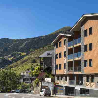 Pierre & Vacances Andorra El Tarter Hotel Exterior