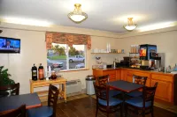 Budget Inn Express - breakfast