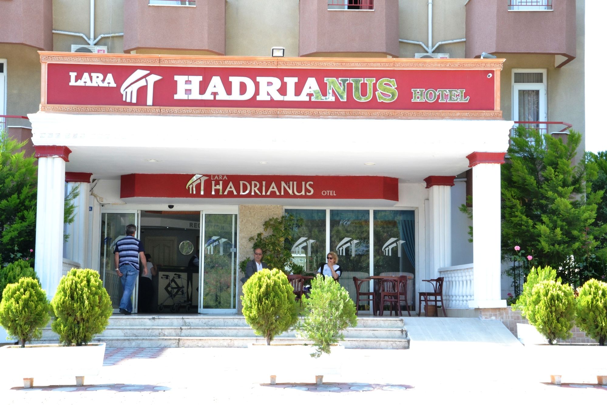 Lara Hadrianus Hotel