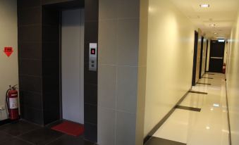 The Studio 18 Residences