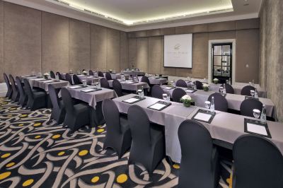 会議室 ホテル チプトラ ワールド スラバヤ マネージド by スイス ベルホテル インターナショナルの写真