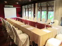 Dhabkwan Resort Hotels in Nonthaburi