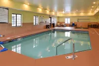 Staybridge Suites Merrillville Hotels in Crown Point
