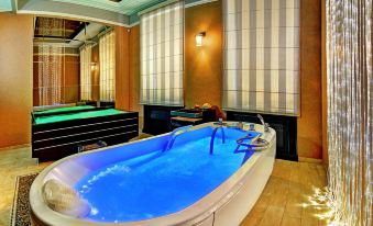 1. Hotel Vo..