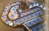 Pool and Villa Sorang Отели рядом с достопримечательностью «Geomunoreum»