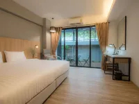 Mii Hotel Srinakarin Hoteles cerca de Centro comercial Mega Bangna