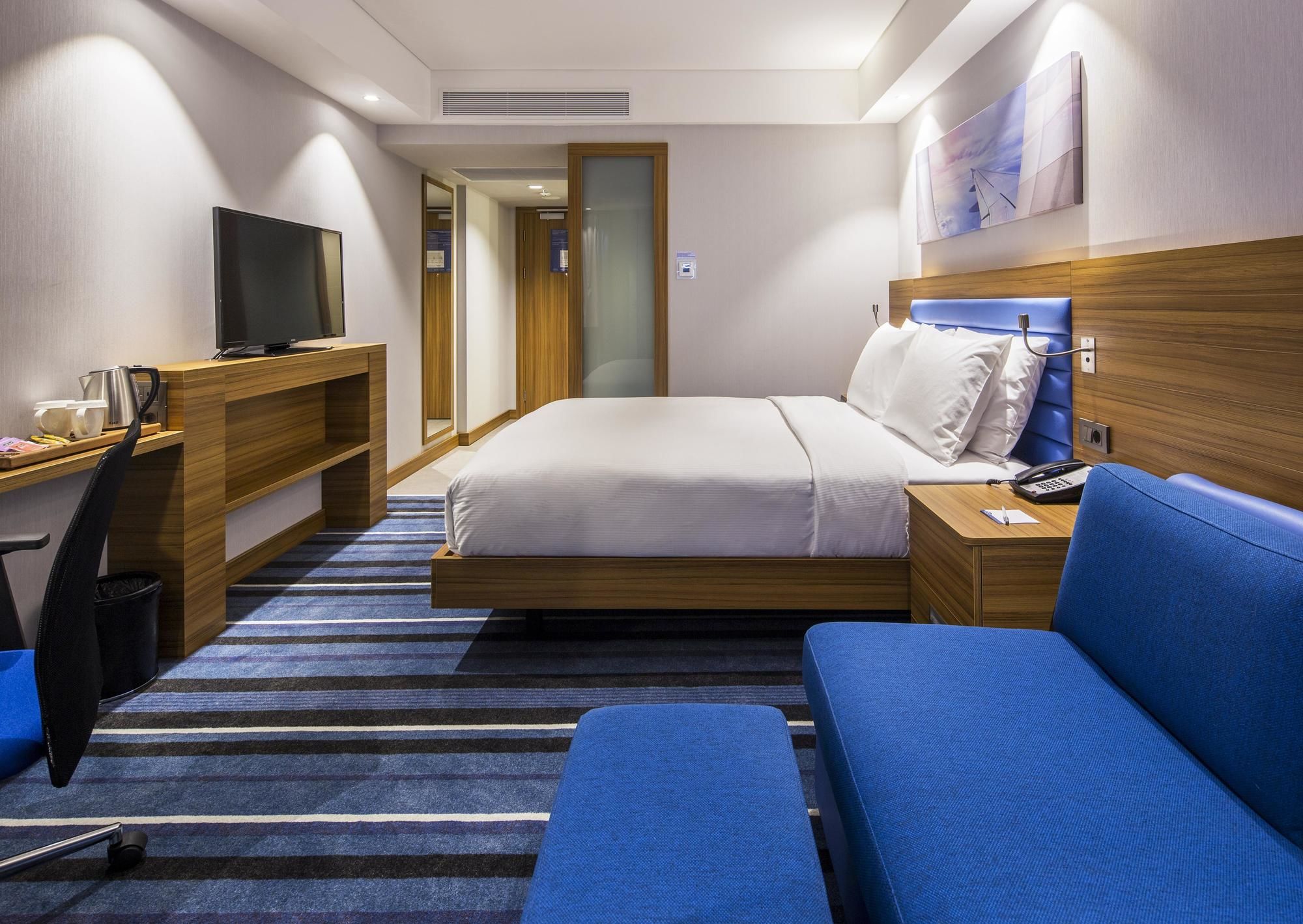 Hampton by Hilton Istanbul Kurtkoy