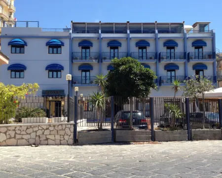 Hotel Al Faro Hotels in Licata