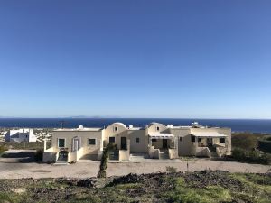 Ampelos Executive Houses