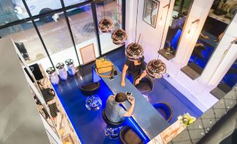 Laf Hotel Aree