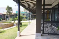 Sjk Boutique Hotel Hotels in Phu Ruea