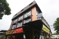 Urbana Homes Syariah Hotels in Cipayung